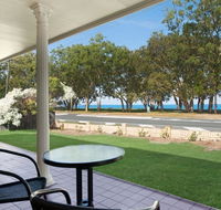 Large family waterfront home with room for a boat - Welsby Pde Bongaree - Tourism Cairns