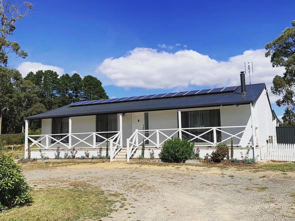 Leonards Hill VIC Tourism Cairns