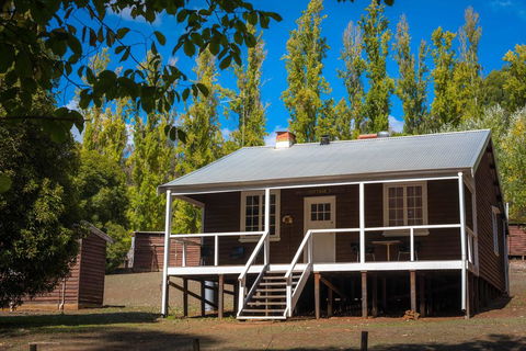 Lewana Cottages - Tourism Cairns 0