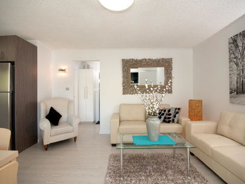 Lillian Street, Shoal Court, Unit 05, 7 - Tourism Cairns 1