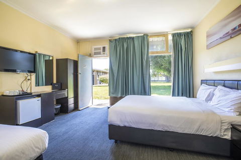 Links Hotel - Tourism Cairns 3