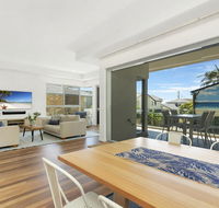 Luxury on Currumbin Beach - Tourism Cairns