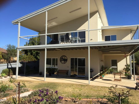 Lyreen's Apartment - Tourism Cairns 0