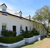 Lythgo's Row Colonial Cottages - Tourism Cairns