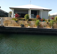 M  T's Waterfront Bed  Breakfast - Tourism Cairns