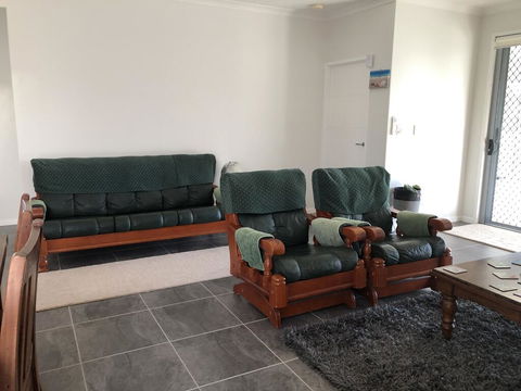M & T's Waterfront Bed & Breakfast - Tourism Cairns 2