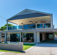 Magical holiday home - Welsby Pde Bongaree - Tourism Cairns