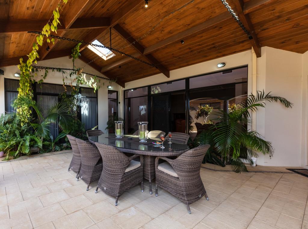 Utakarra WA Tourism Cairns