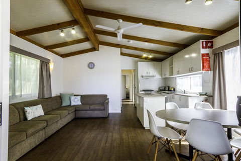 Mannum Riverside Caravan Park - Tourism Cairns 2