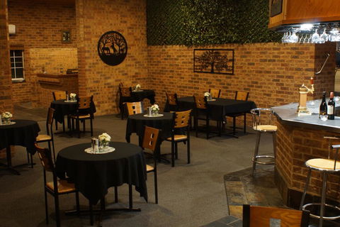 MAS Country Colonial Motor Inn - Tourism Cairns 3