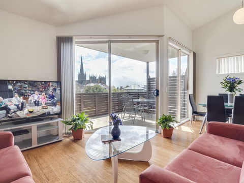 McKillop Geelong By Gold Star Stays - Tourism Cairns 0