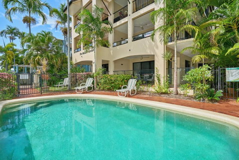 Mediterranean Beachfront Apartments - Tourism Cairns 0