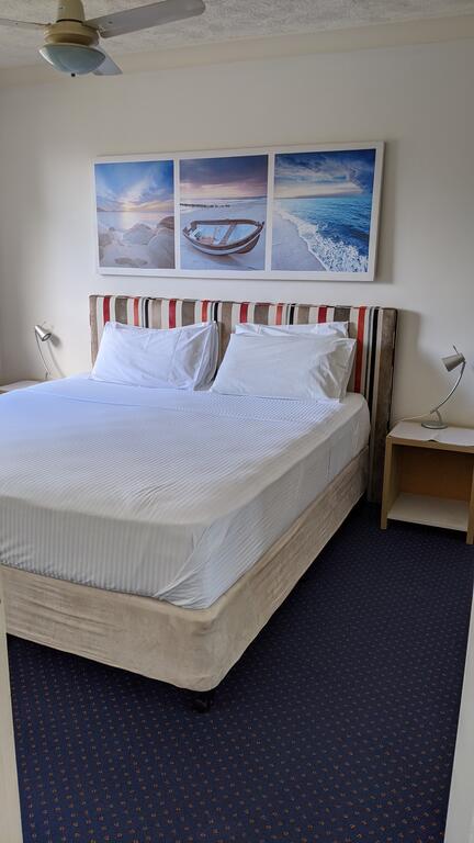 Mermaid Beach Apartment - Tourism Cairns 0