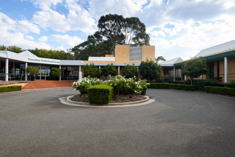 MGSM Executive Hotel & Conference Centre - Tourism Cairns 3