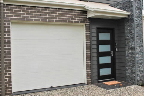 Michael's Place: Brand New Unit Close To Uni & CBD - Tourism Cairns 2