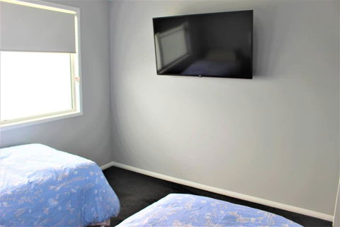 Michael's Place: Brand New Unit Close To Uni & CBD - Tourism Cairns 1
