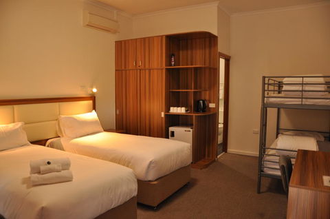 Miner's Retreat Motel - Tourism Cairns 2