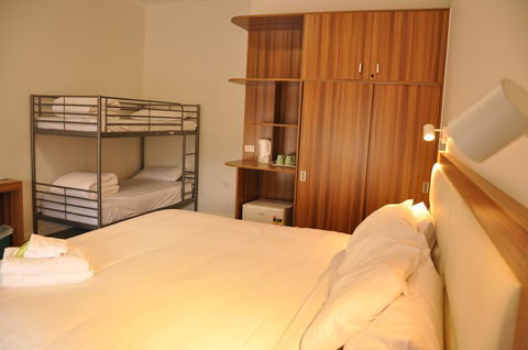 Miner's Retreat Motel - Tourism Cairns 3