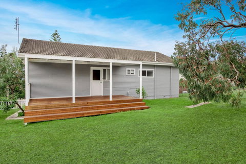 Mitchell Pde 71 Mollymook - Tourism Cairns 3