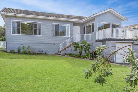 Mitchell Pde 71 Mollymook - Tourism Cairns 2