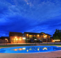 Motel Meneres - Tourism Cairns