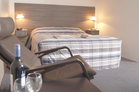 Motel Riverbend - Tourism Cairns 1