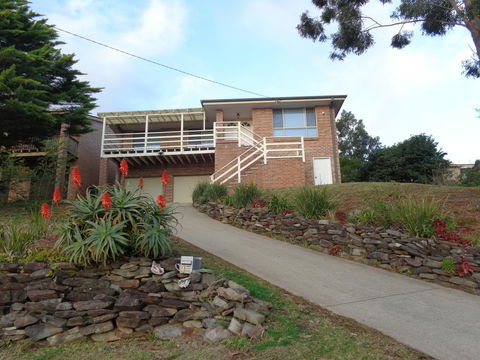 Mountain View Beach House - Tourism Cairns 0
