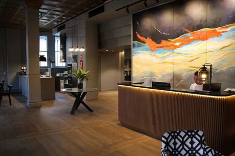Mrs Banks Hotel - Tourism Cairns 1