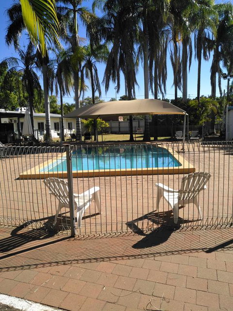 Mt Isa Irish Club Accommodation - Tourism Cairns 3
