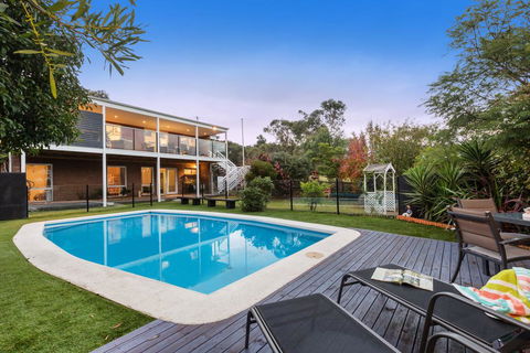 Mt Martha Retreat - Tourism Cairns 0