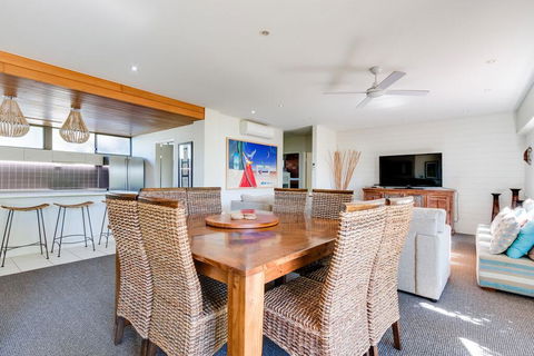 Nautilus Beachfront Villas & Spa - Tourism Cairns 2