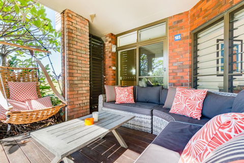 Nautilus Beachfront Villas & Spa - Tourism Cairns 1