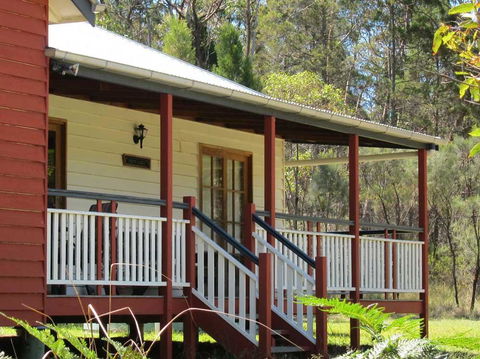 Neds Cabin - Tourism Cairns 0