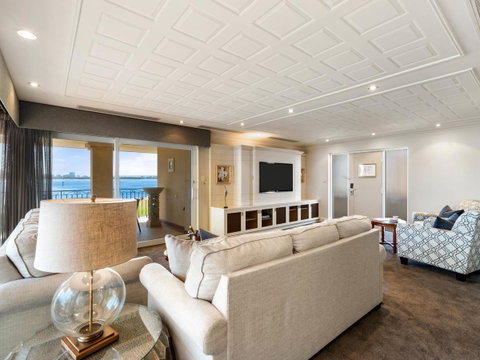 The Peninsula Riverside Serviced Apartments - Tourism Cairns 5