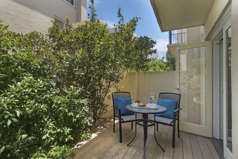 The Peninsula Riverside Serviced Apartments - Tourism Cairns 19