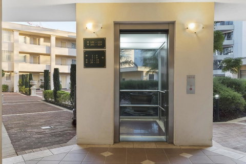 The Peninsula Riverside Serviced Apartments - Tourism Cairns 38