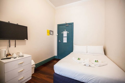 Captain Stirling Hotel - Tourism Cairns 33