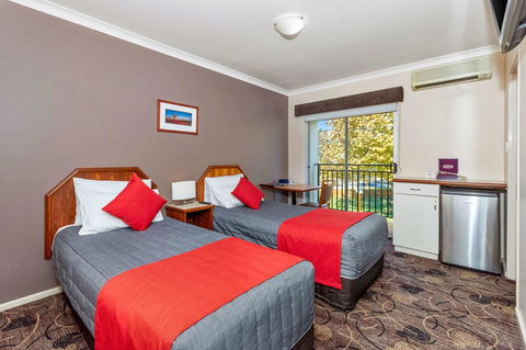 Quality Hotel Bayswater - Tourism Cairns 5
