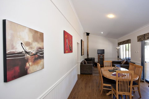 Margaret River Hideaway & Farmstay - Tourism Cairns 18