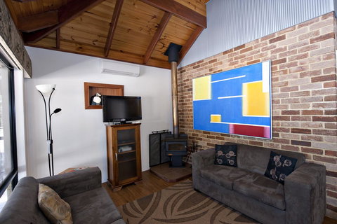 Margaret River Hideaway & Farmstay - Tourism Cairns 11