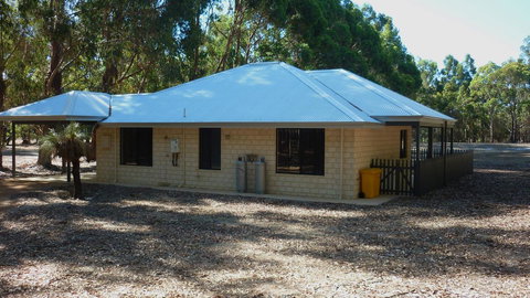 Margaret River Hideaway & Farmstay - Tourism Cairns 7