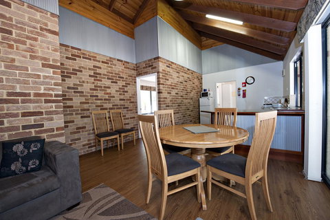 Margaret River Hideaway & Farmstay - Tourism Cairns 13