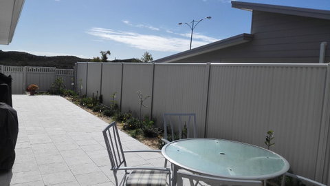 Alkimos Beach Cottage - Tourism Cairns 8