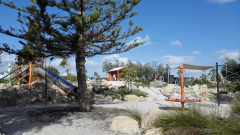 Alkimos Beach Cottage - Tourism Cairns 14