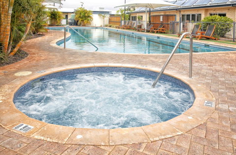 Nesuto Geraldton - Tourism Cairns 18