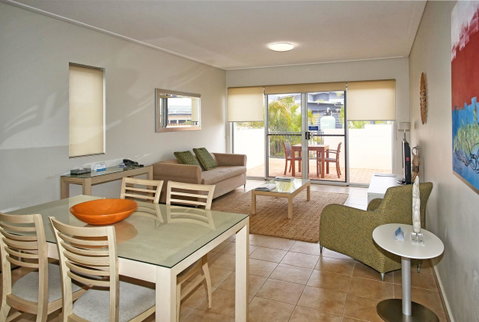 Nesuto Geraldton - Tourism Cairns 28