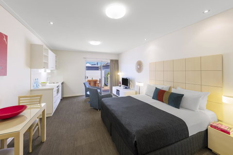 Nesuto Geraldton - Tourism Cairns 15