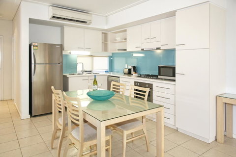 Nesuto Geraldton - Tourism Cairns 20