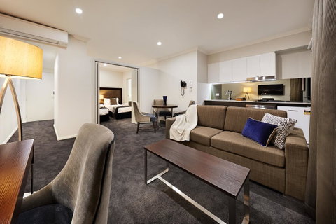 Attika Hotel - Tourism Cairns 8