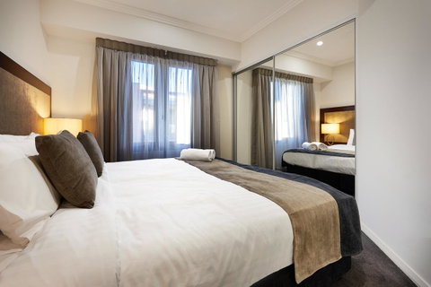 Attika Hotel - Tourism Cairns 11